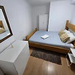 Housegogo *